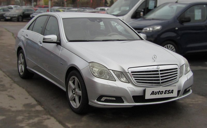 Mercedes-Benz Třída E 3.0CDi  E350 4Mat