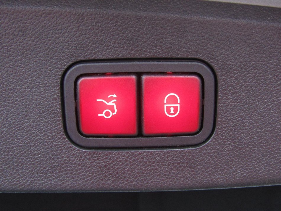 Mercedes-Benz Třída E 3.0CDi  E350 4Mat