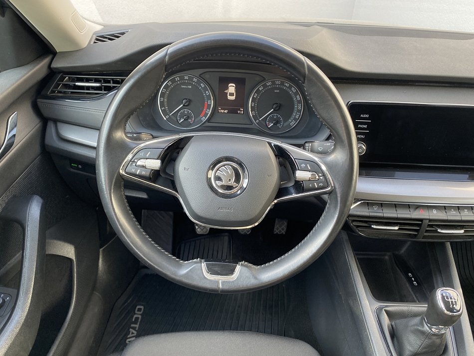 Škoda Octavia IV 2.0 TDi Active