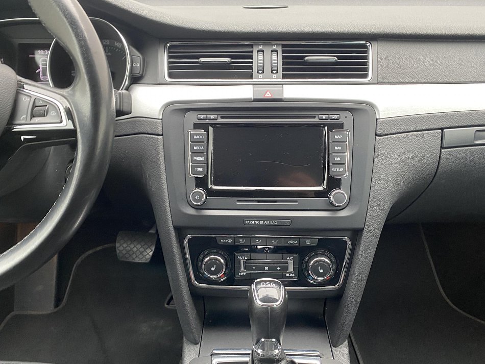 Škoda Superb II 2.0 TDi Ambition