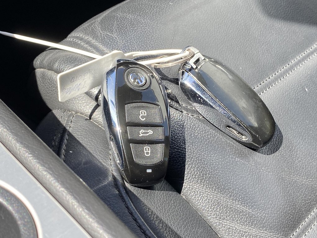 Volkswagen Touareg 3.0 TDi V6  4x4