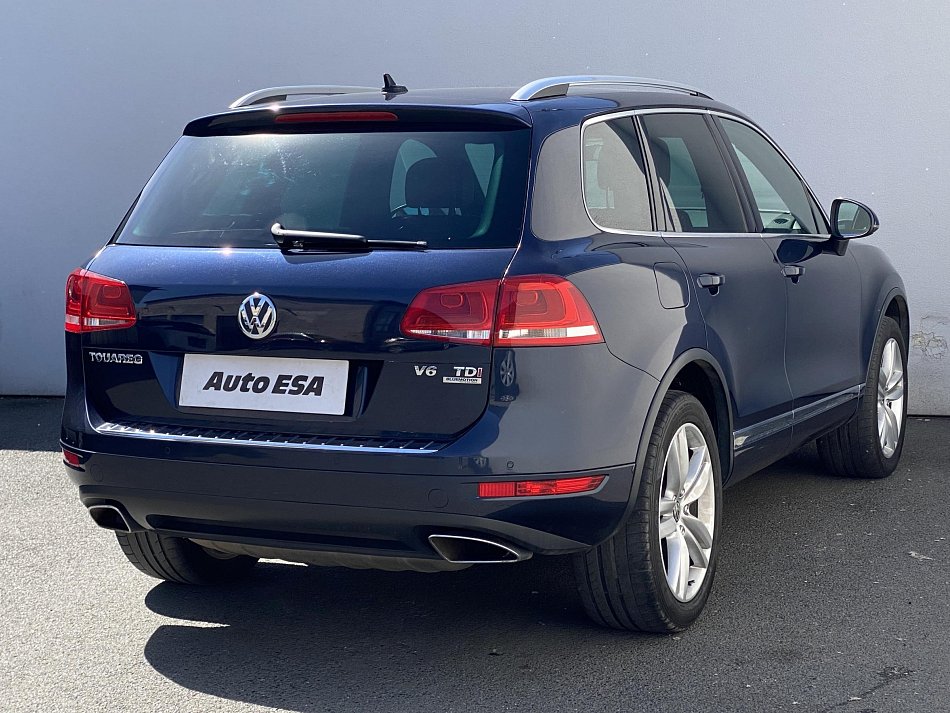 Volkswagen Touareg 3.0 TDi V6  4x4