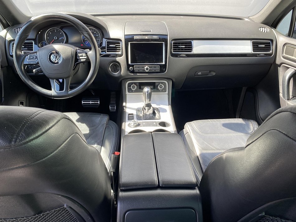 Volkswagen Touareg 3.0 TDi V6  4x4