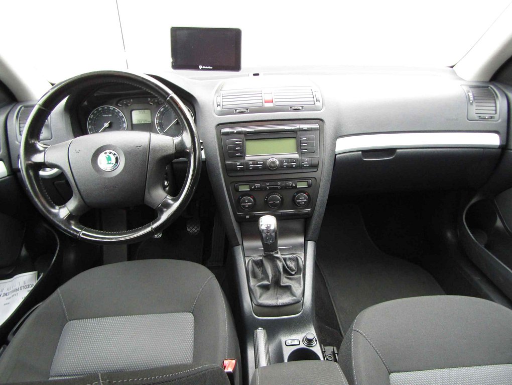 Škoda Octavia II 1.6MPi 
