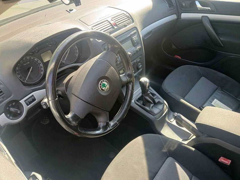 Škoda Octavia II 1.6MPi 