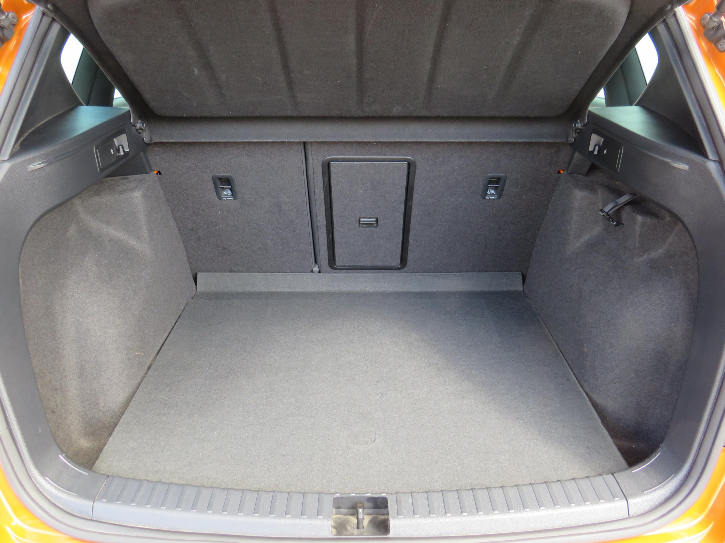 Seat Ateca, 2018 - pohled č. 8