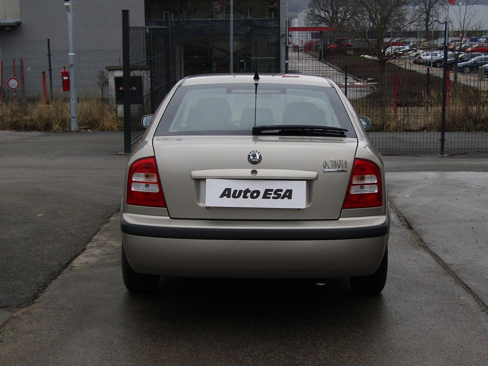 Škoda Octavia 1.6i 