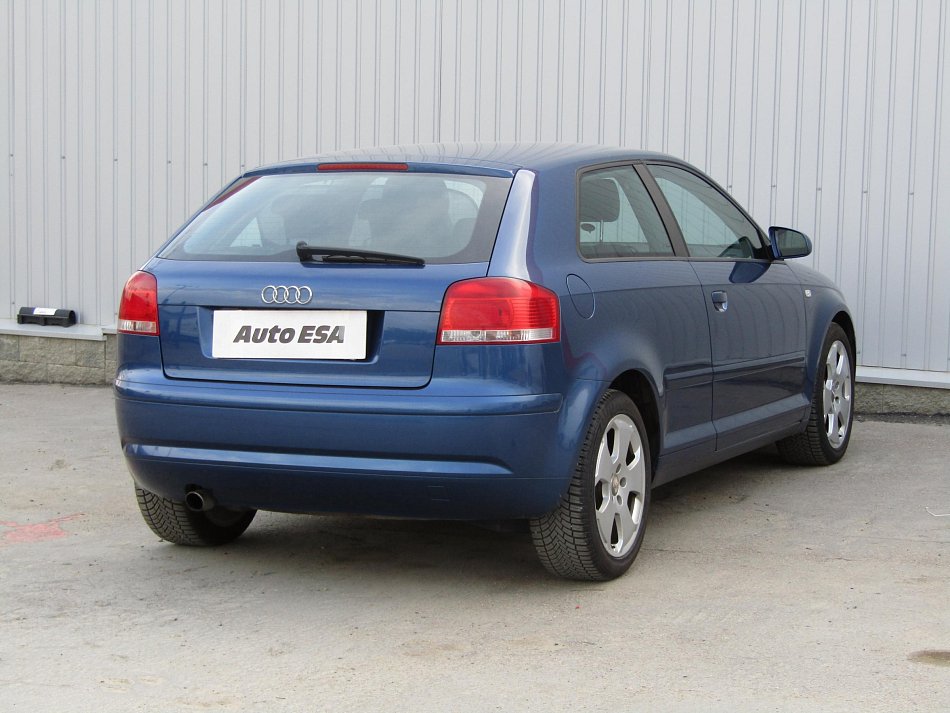 Audi A3 1.6i 