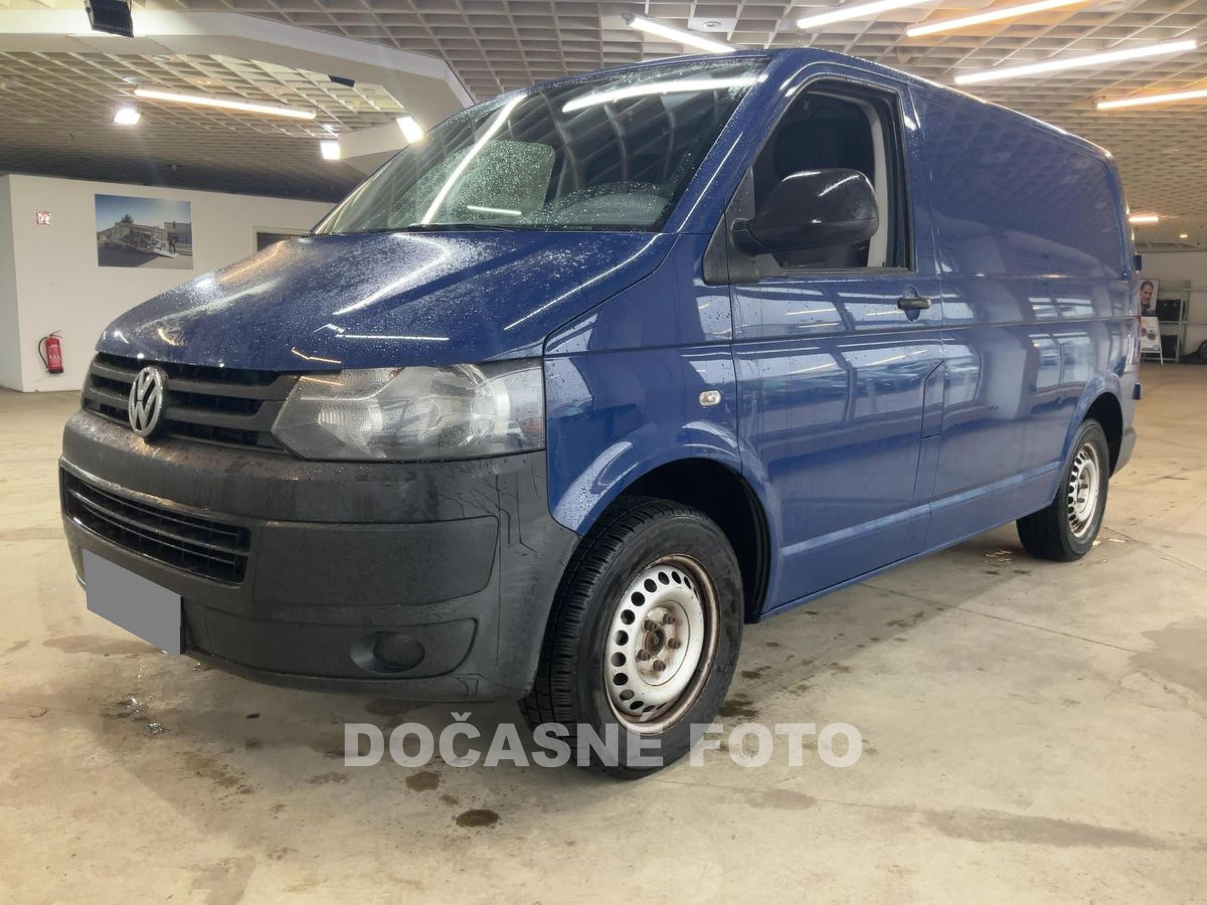 Volkswagen Transporter, 2014 - celkový pohled