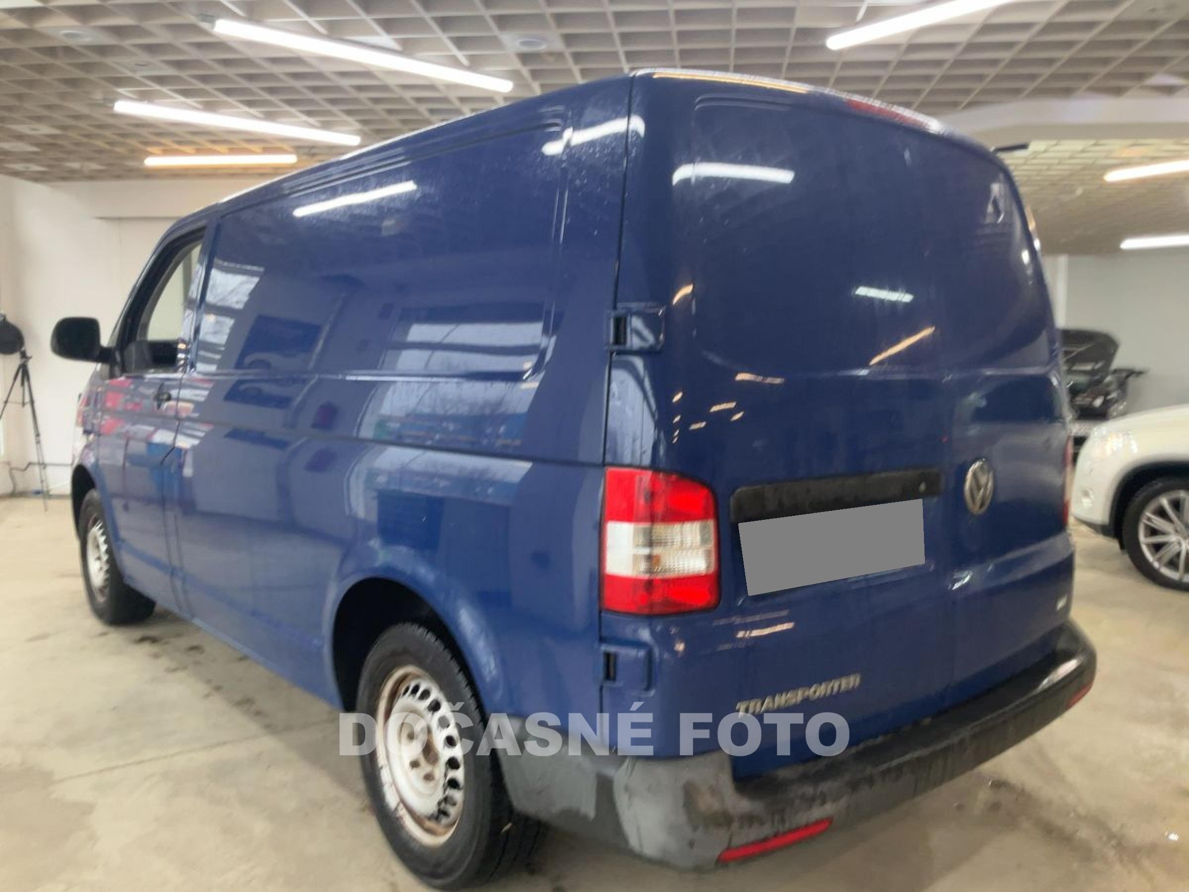 Volkswagen Transporter, 2014 - pohled č. 2