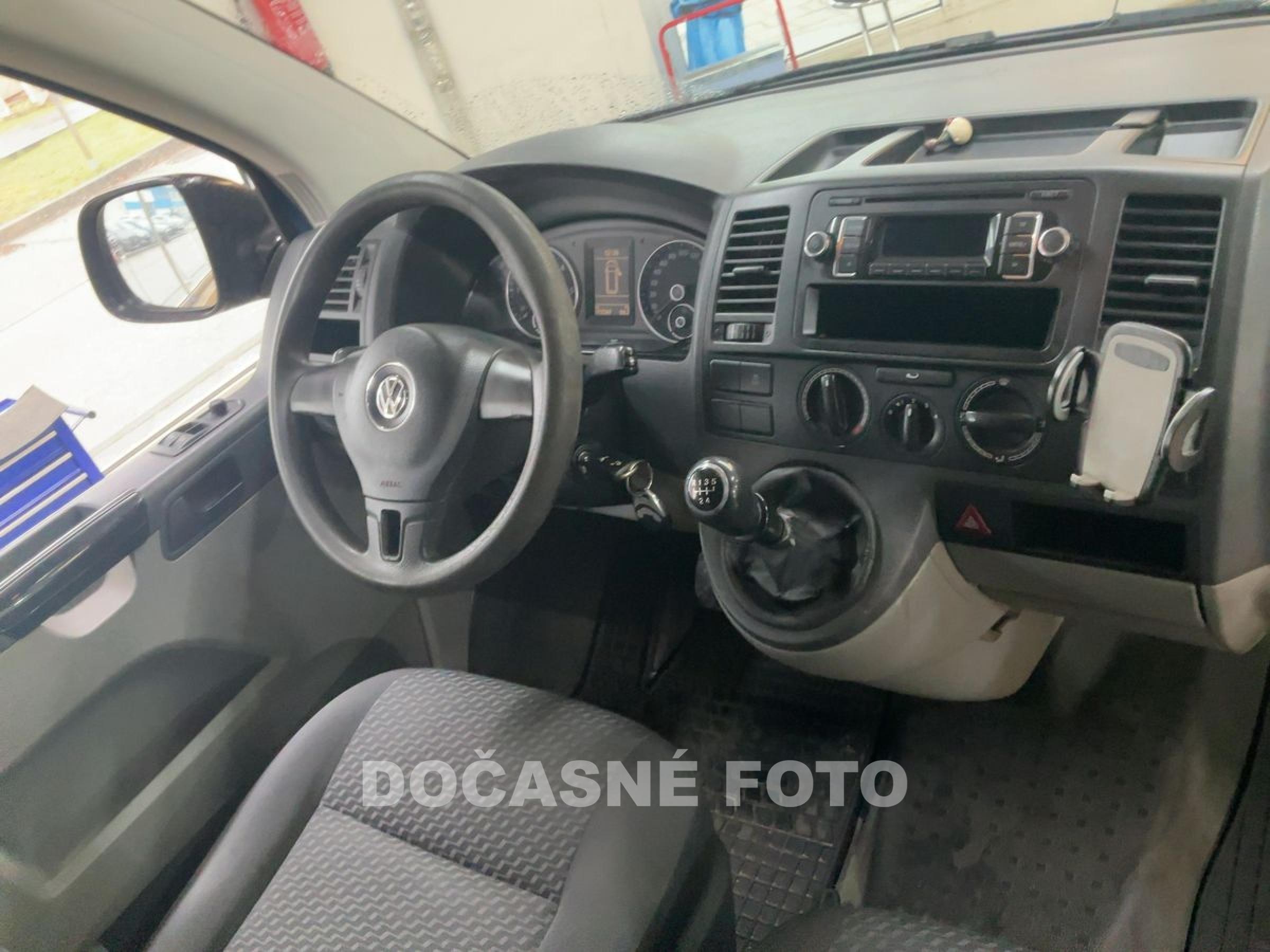 Volkswagen Transporter, 2014 - pohled č. 8