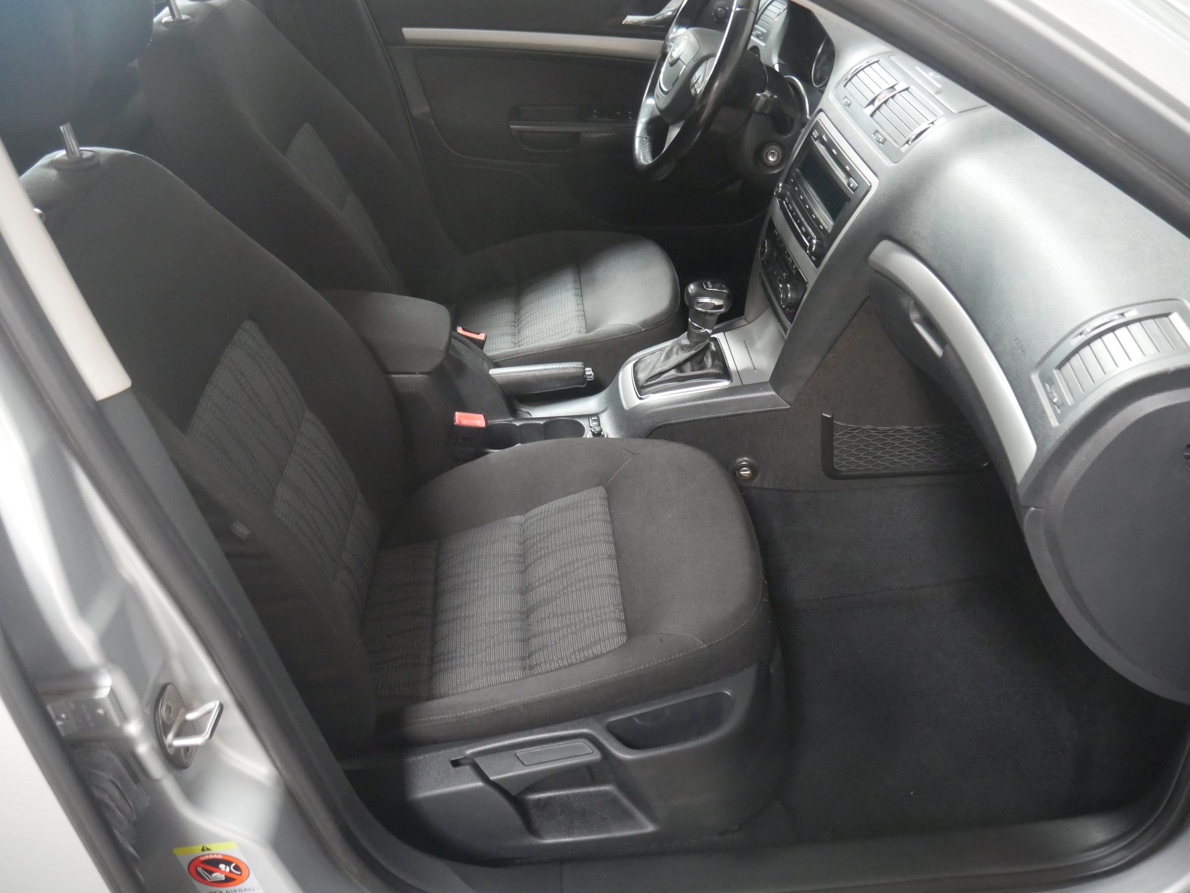 Škoda Octavia II, 2012 - pohled č. 12