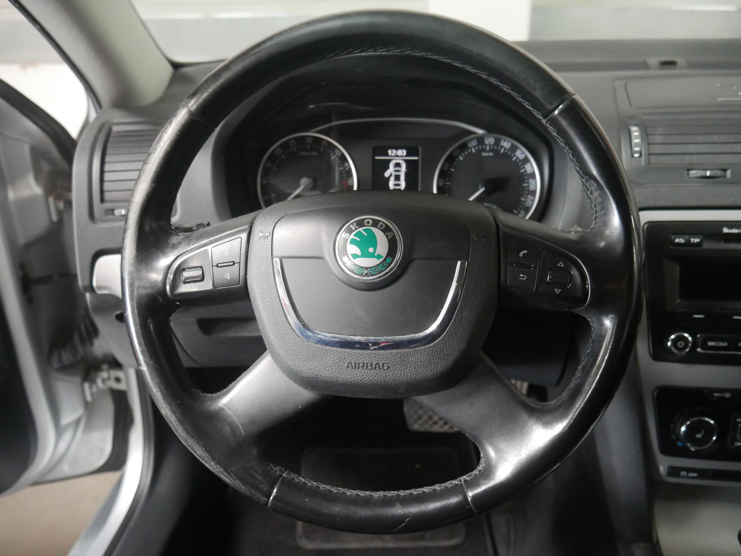 Škoda Octavia II, 2012 - pohled č. 15