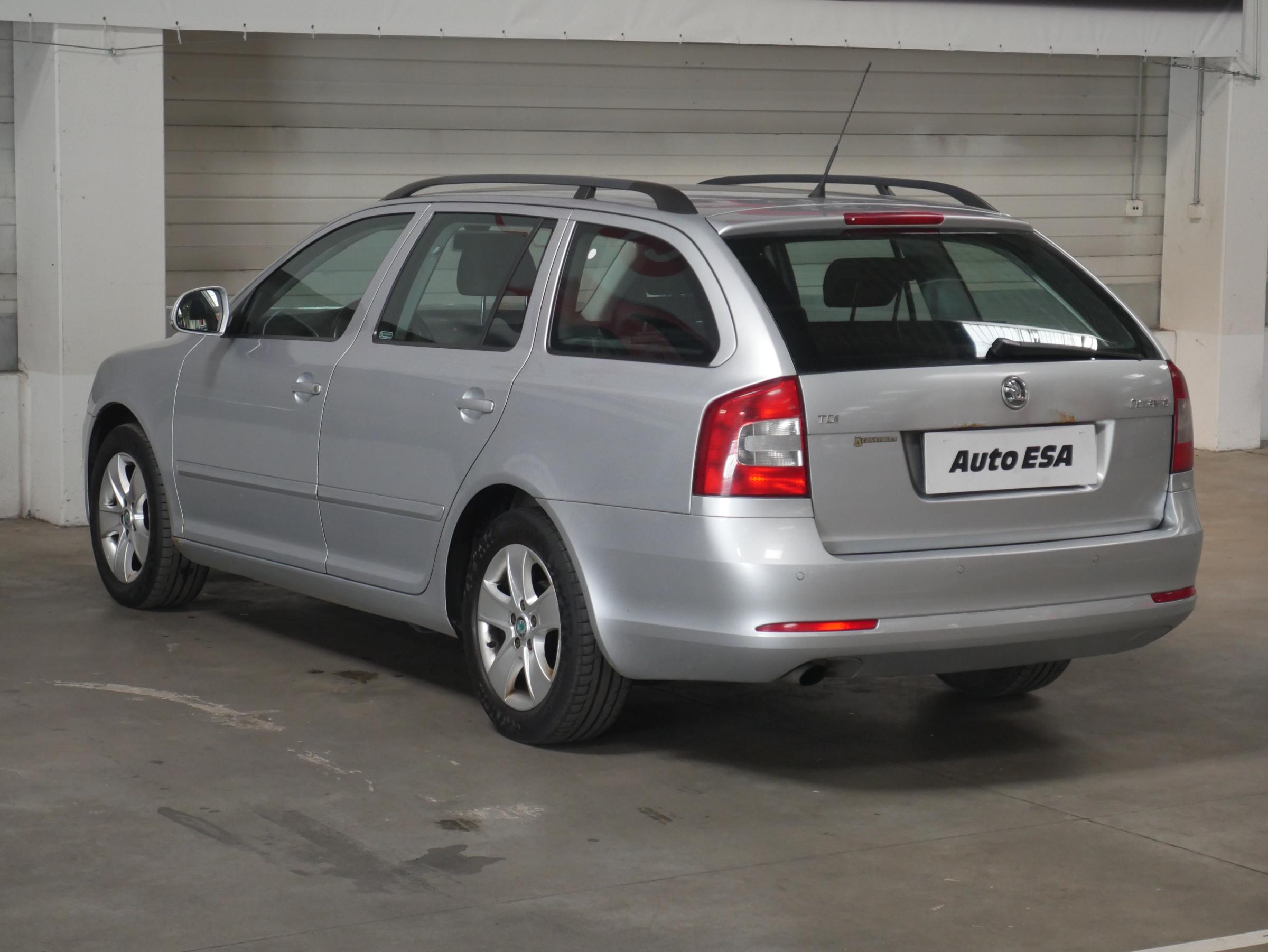 Škoda Octavia II, 2012 - pohled č. 6