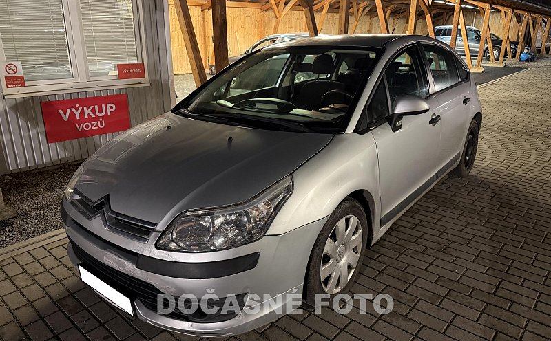 Citroën C4 1.4i 
