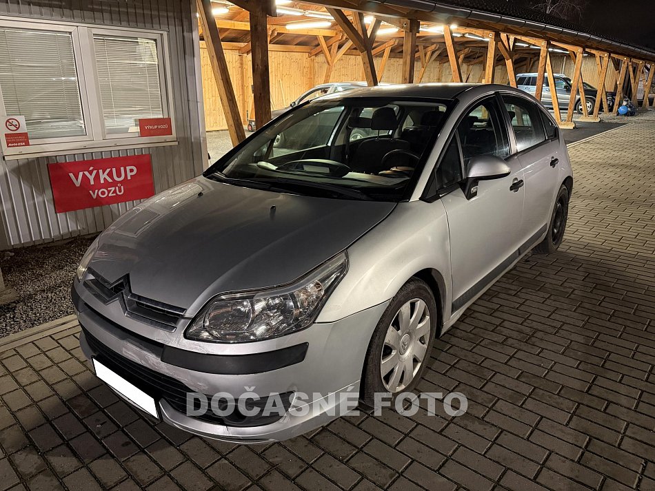 Citroën C4 1.4i 
