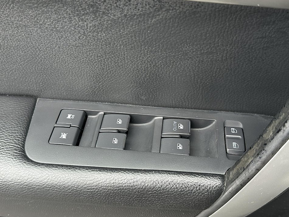 Chevrolet Captiva 2.0 CDTI  4x4, 7míst