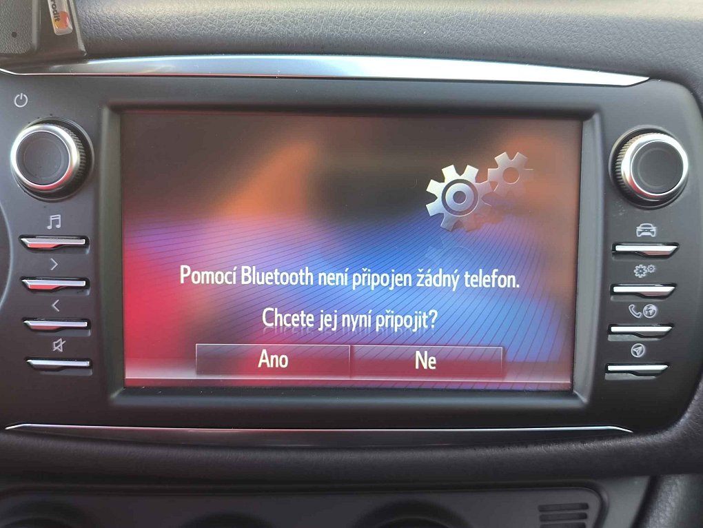Toyota Yaris 1.5 i 