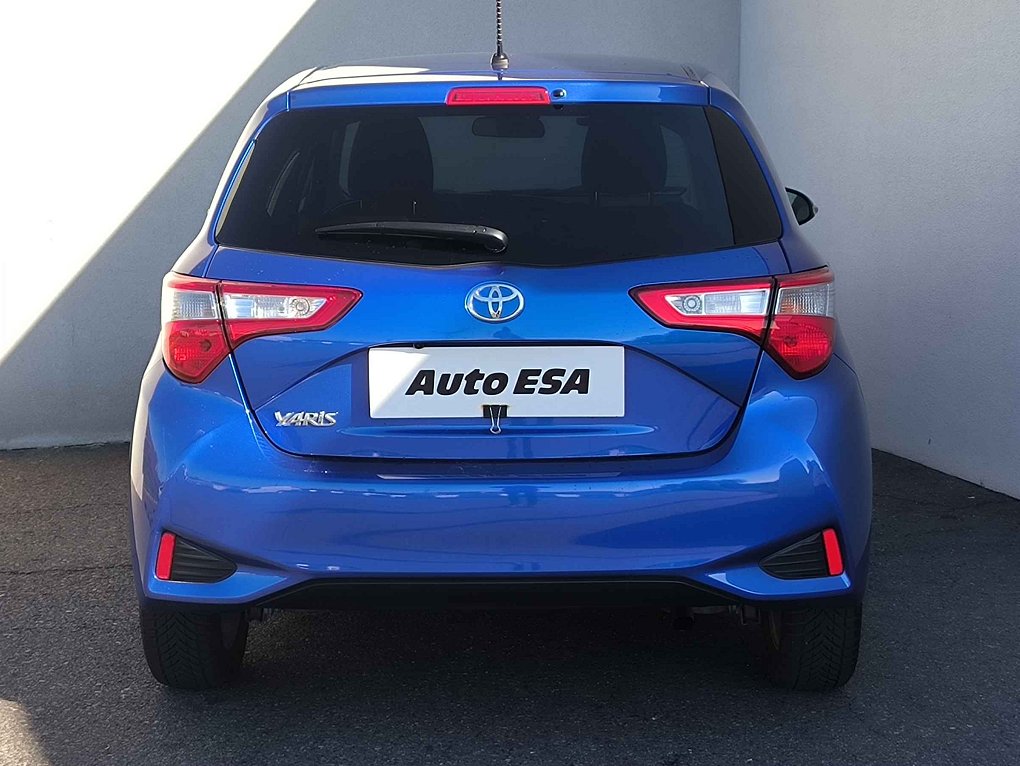 Toyota Yaris 1.5 i 