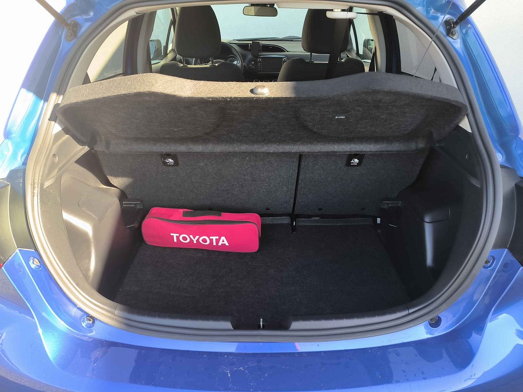 Toyota Yaris 1.5 i 