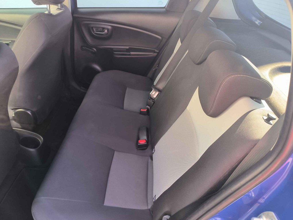 Toyota Yaris 1.5 i 