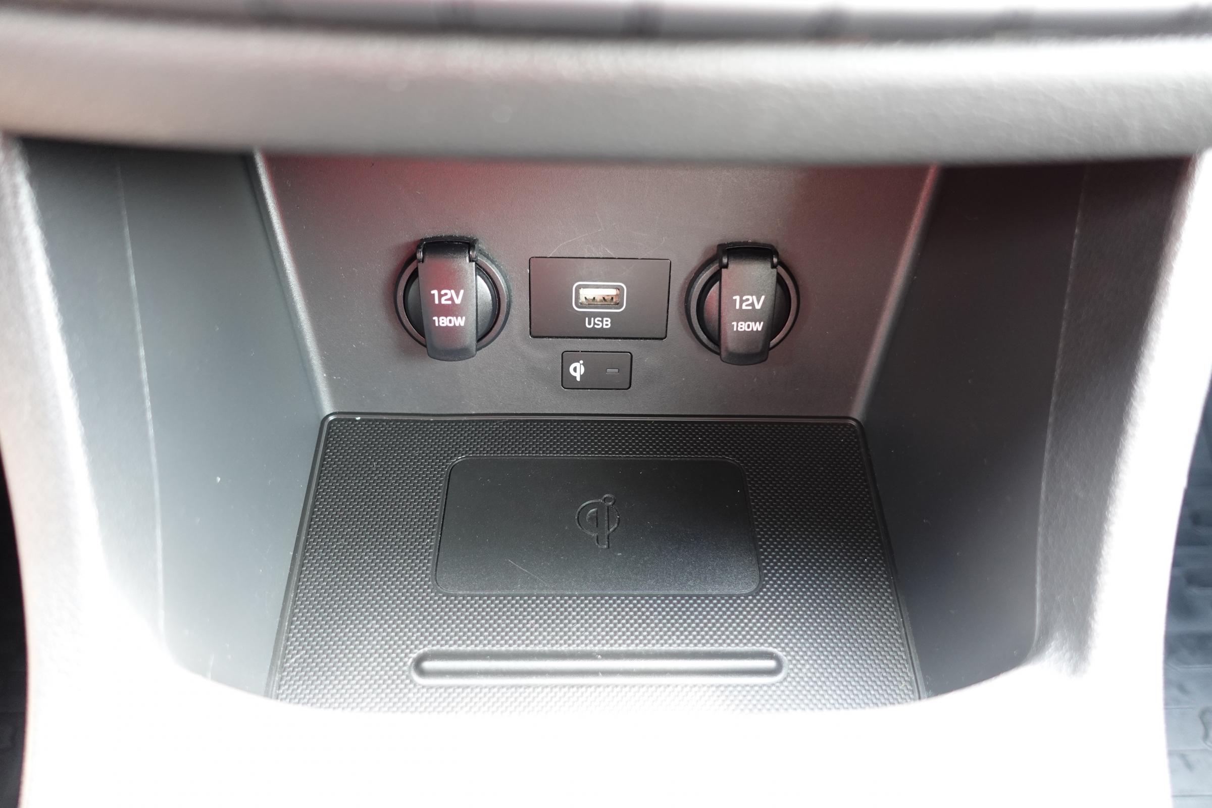 Hyundai i30, 2021 - pohled č. 19