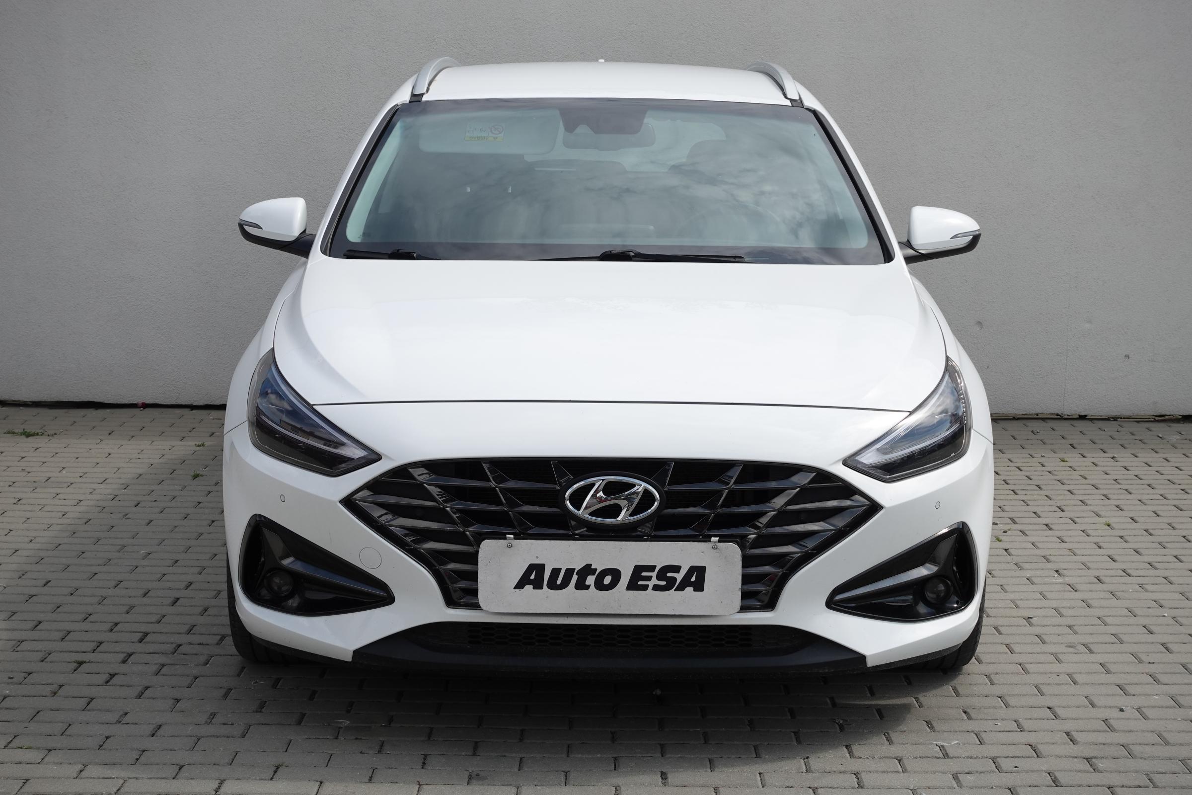 Hyundai i30, 2021 - pohled č. 2
