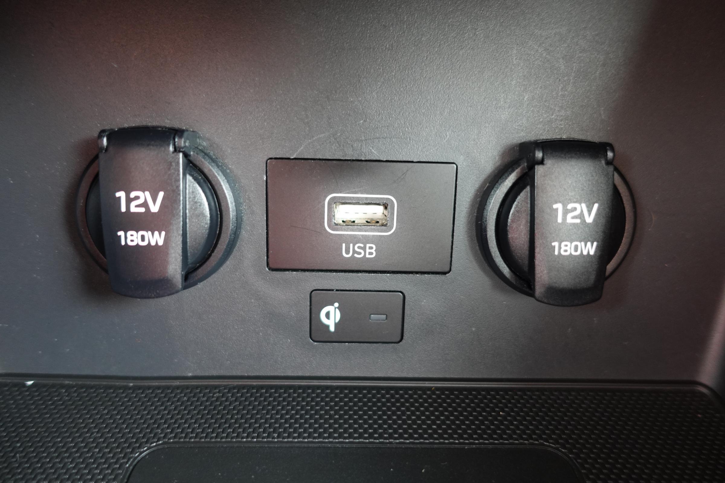 Hyundai i30, 2021 - pohled č. 20