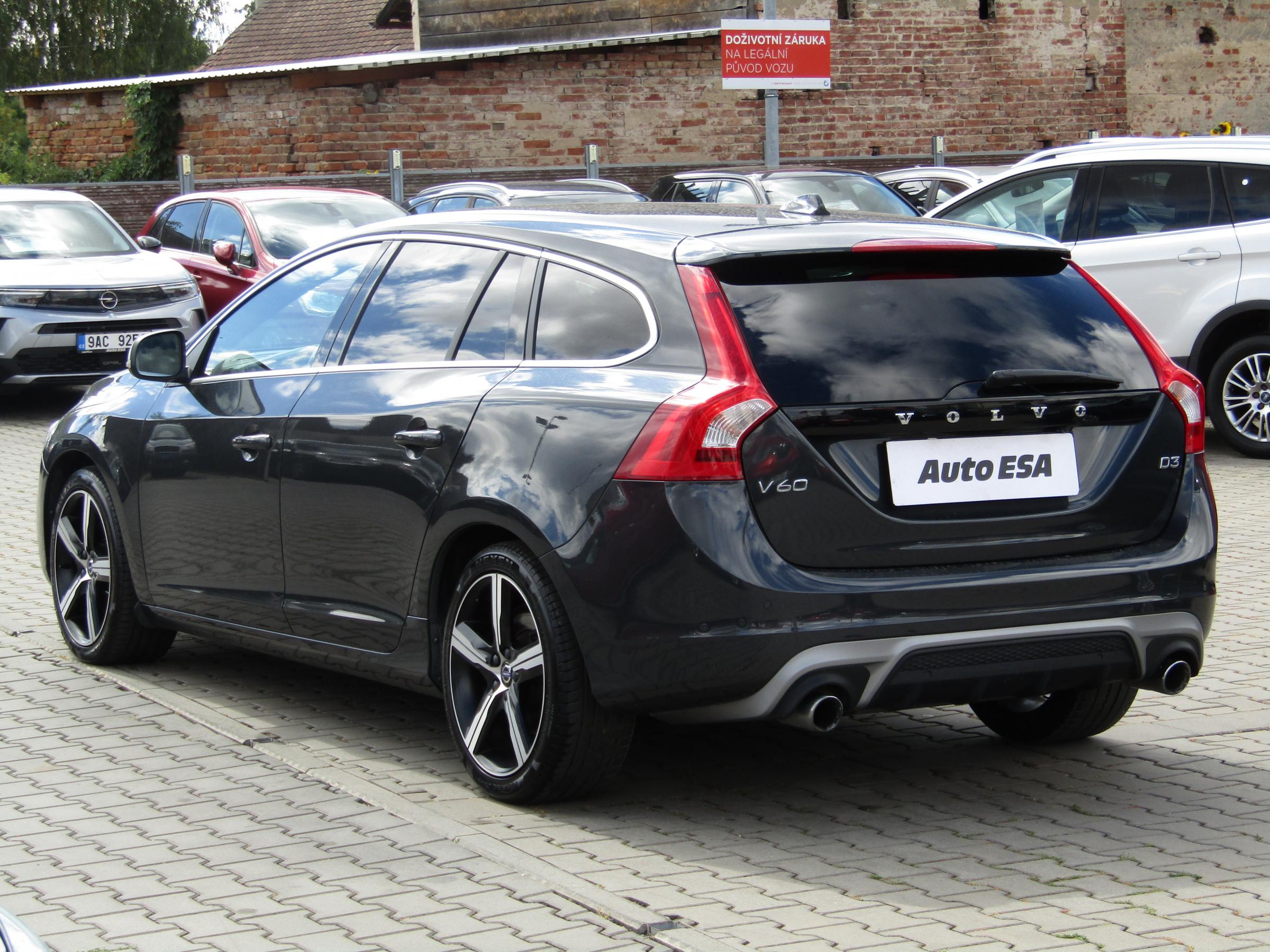 Volvo V60, 2018 - pohled č. 6