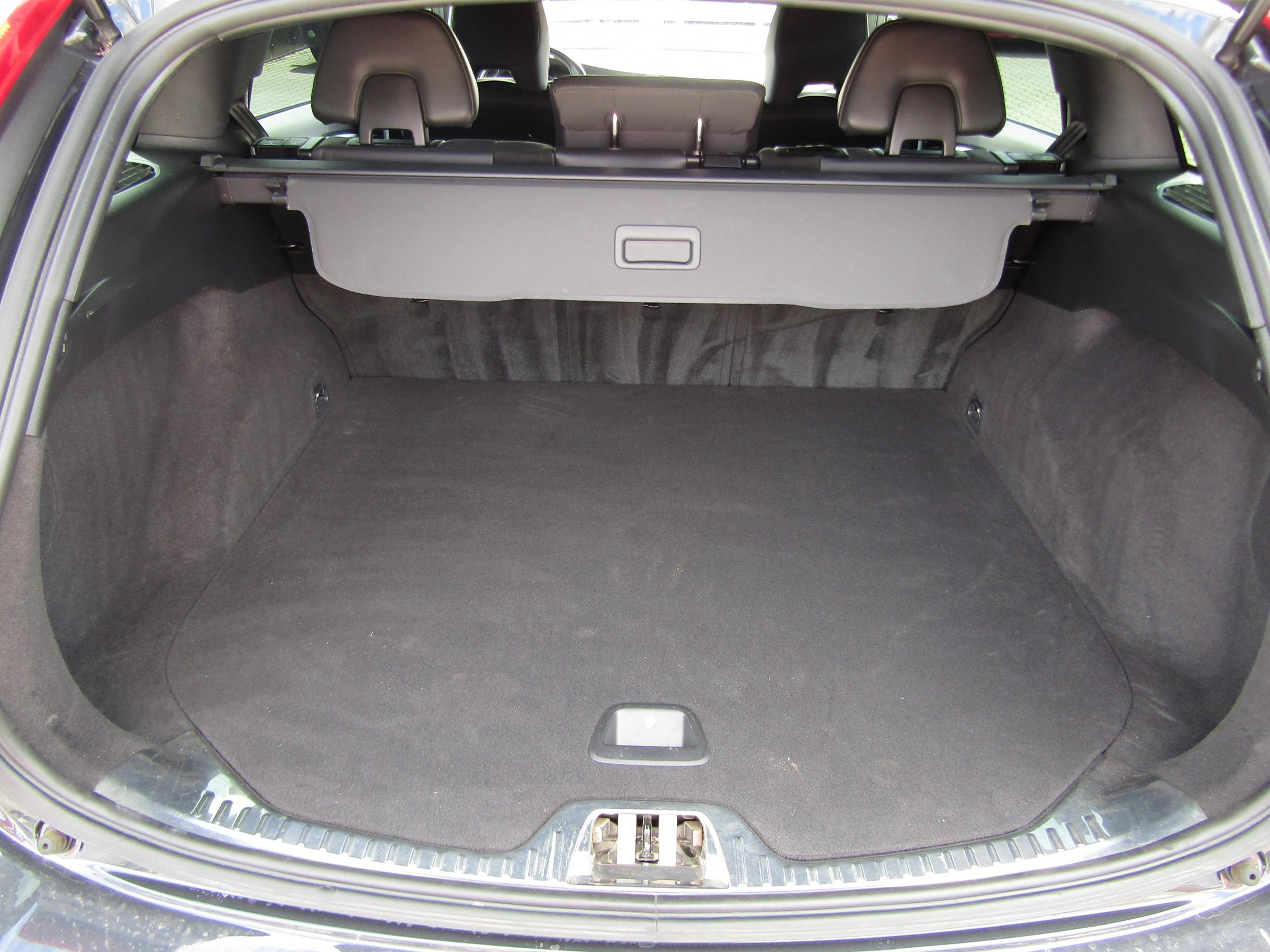 Volvo V60, 2018 - pohled č. 7