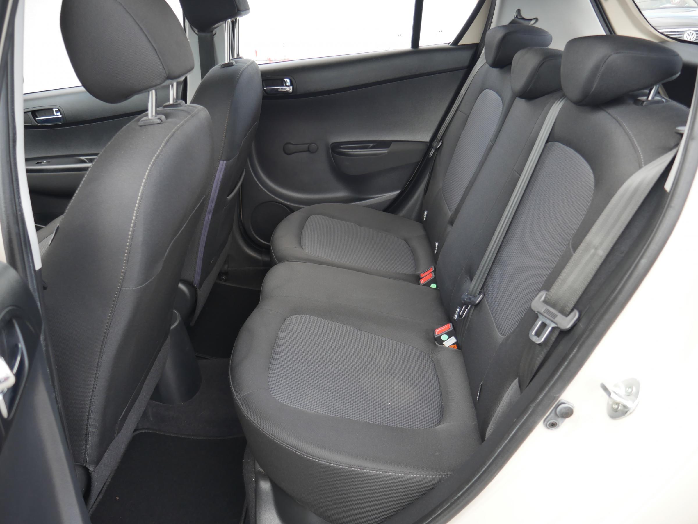 Hyundai i20, 2014 - pohled č. 10