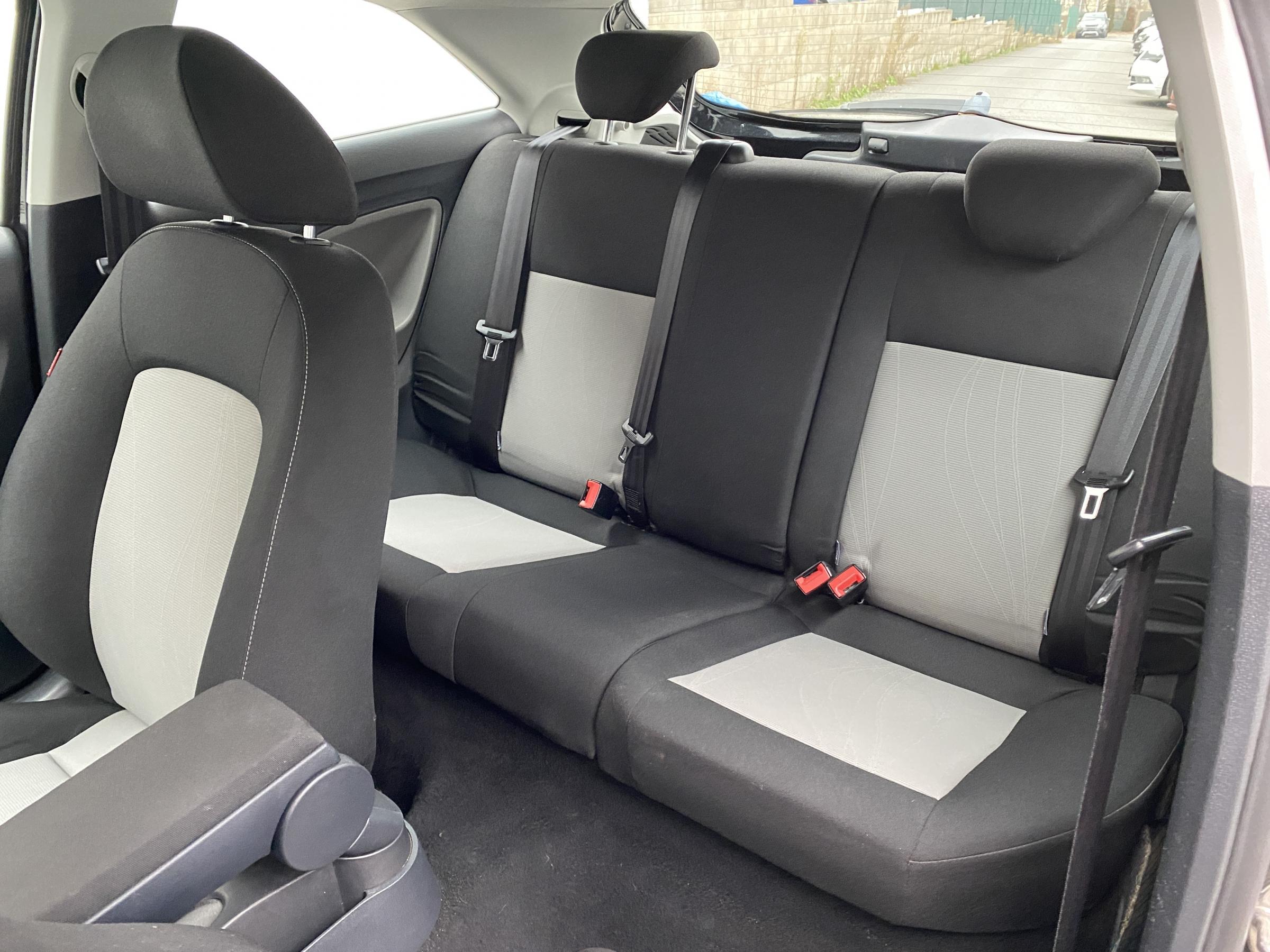 Seat Ibiza, 2014 - pohled č. 10