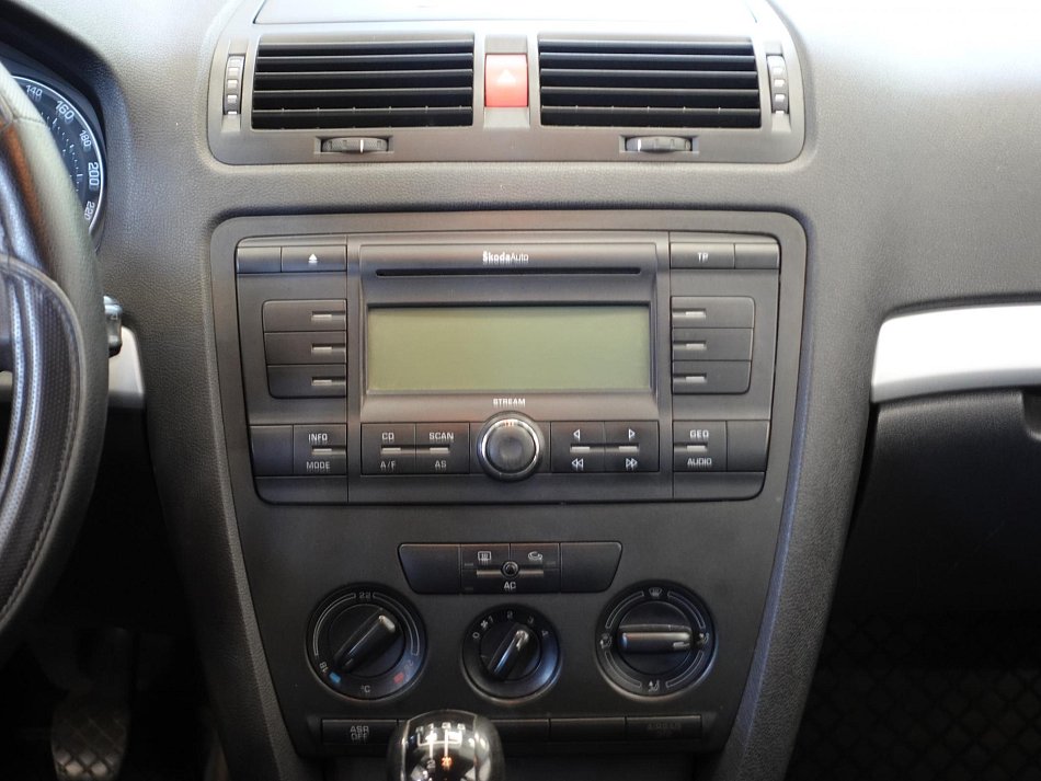 Škoda Octavia II 1.9TDi Ambiente