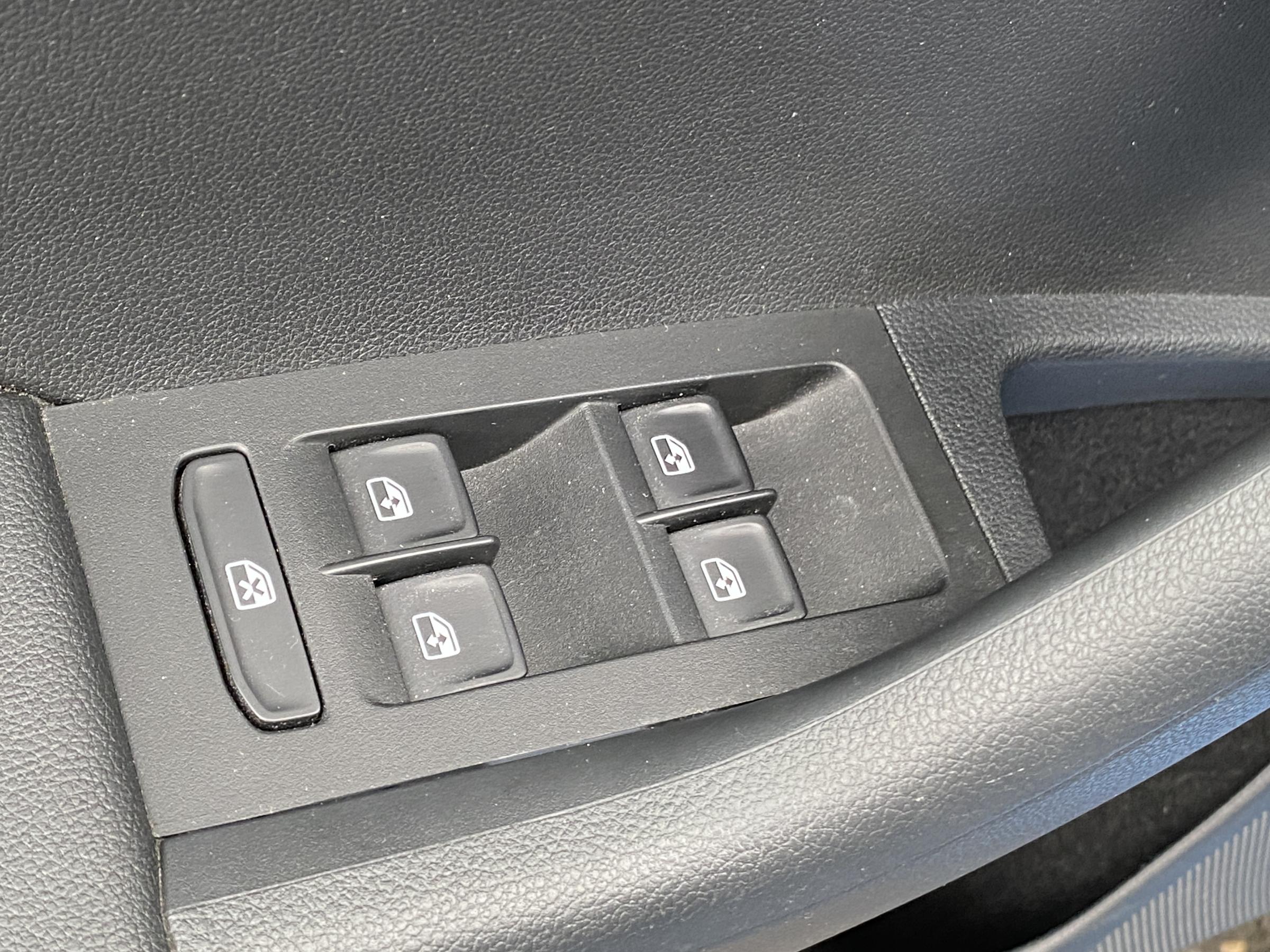 Škoda Octavia III, 2018 - pohled č. 12