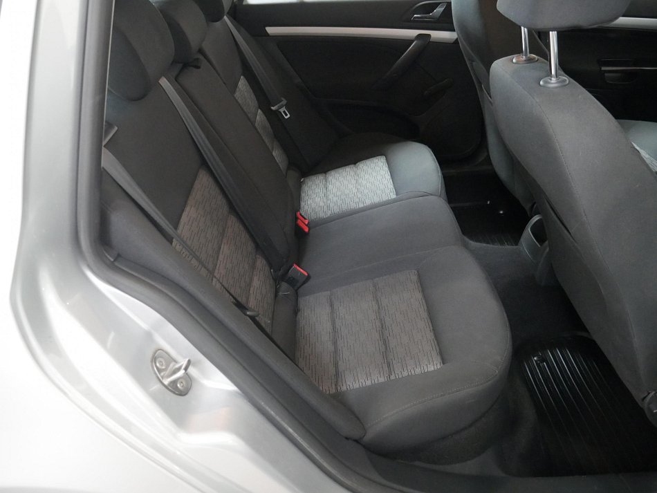 Škoda Octavia II 1.6 TDi 