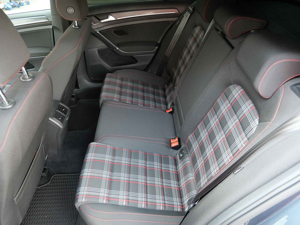 Volkswagen Golf 2.0 TSi GTi