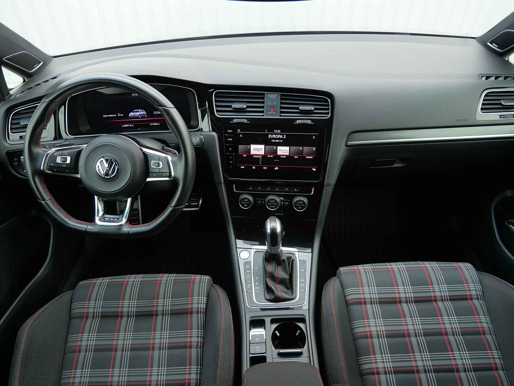 Volkswagen Golf 2.0 TSi GTi