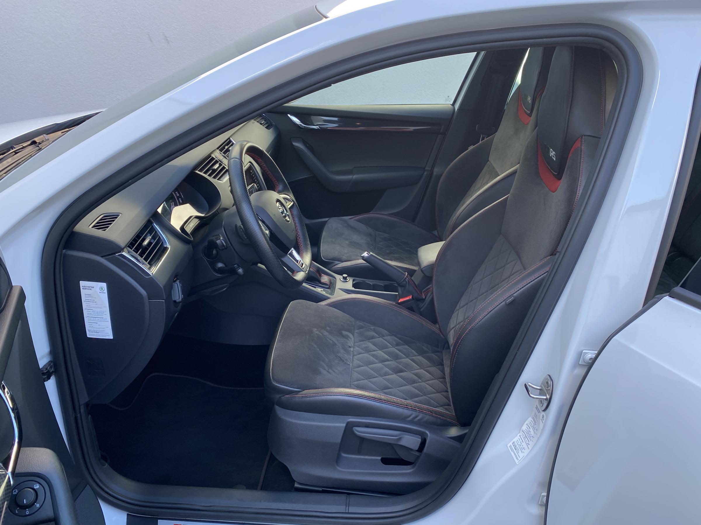 Škoda Octavia III, 2018 - pohled č. 14