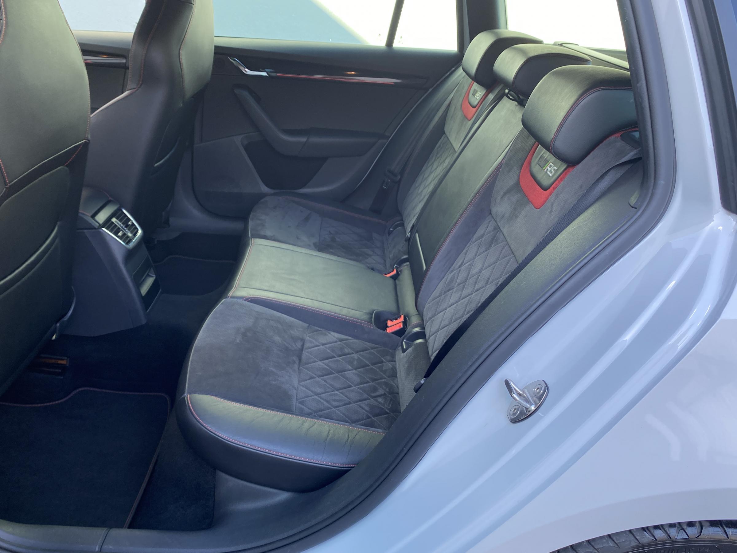 Škoda Octavia III, 2018 - pohled č. 15