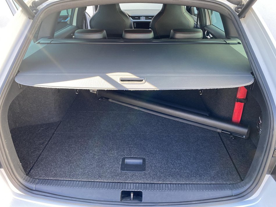 Škoda Octavia III 2.0 TDi RS Challange