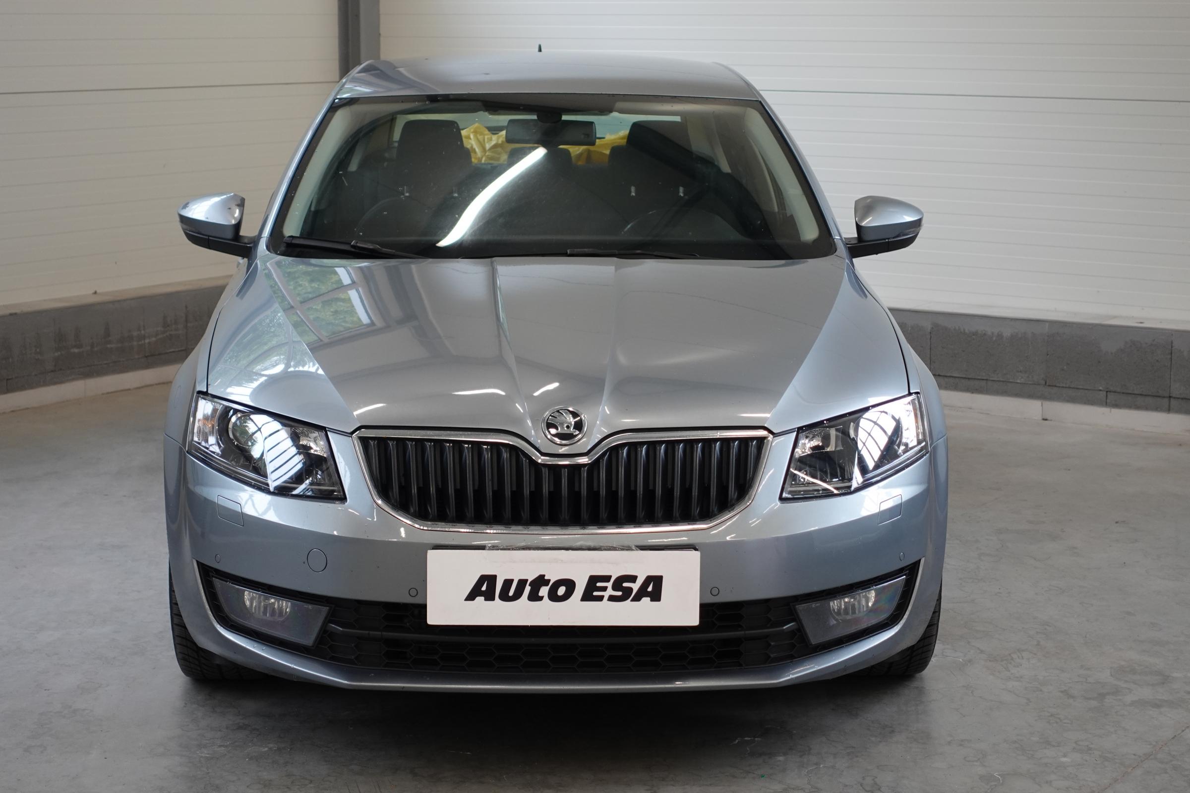 Škoda Octavia III, 2014 - pohled č. 2