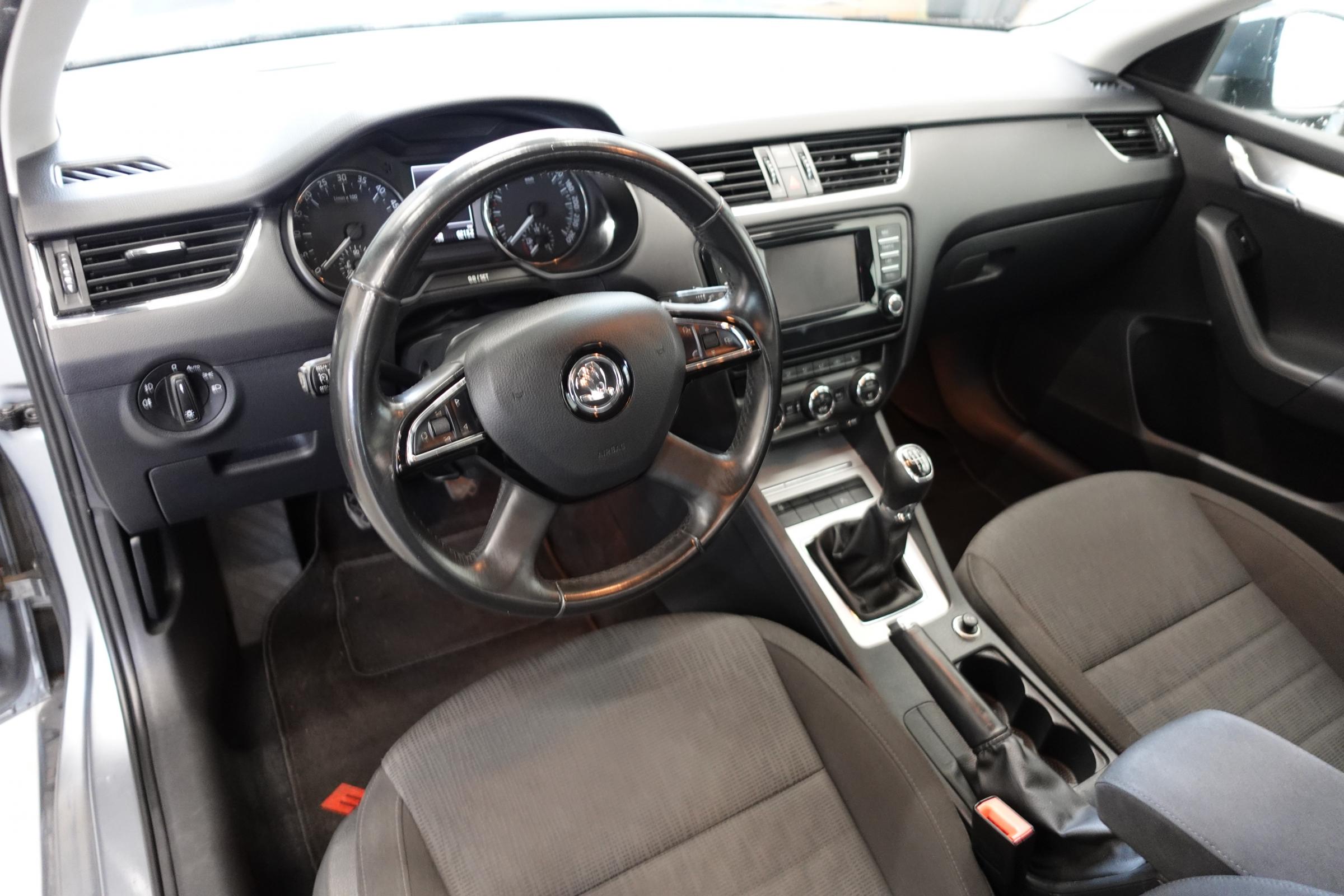 Škoda Octavia III, 2014 - pohled č. 21