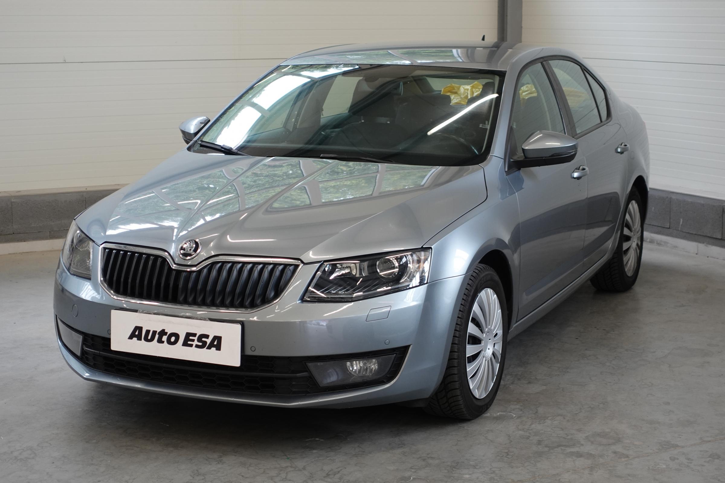 Škoda Octavia III, 2014 - pohled č. 3