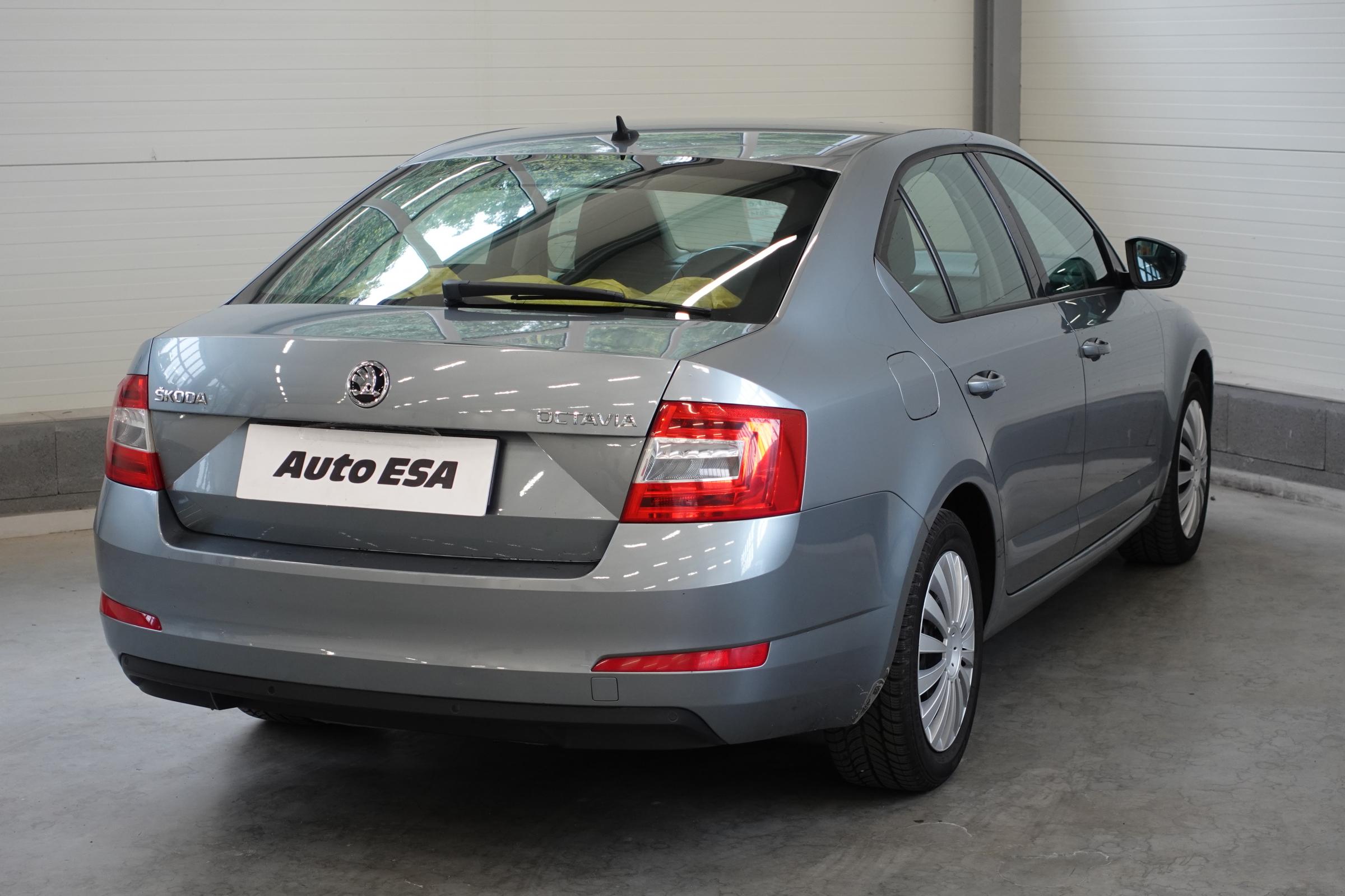 Škoda Octavia III, 2014 - pohled č. 6