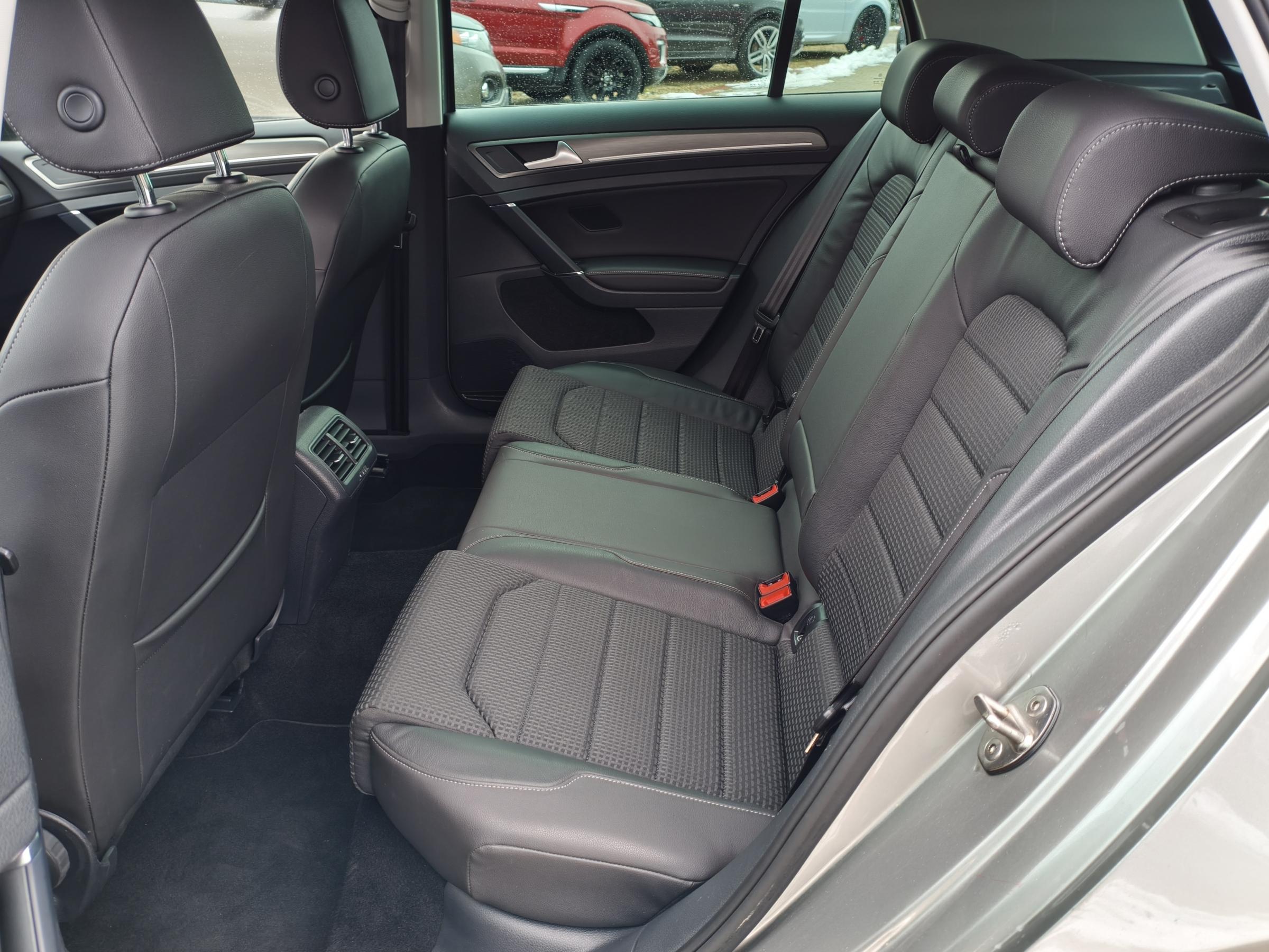 Volkswagen Golf, 2013 - pohled č. 10