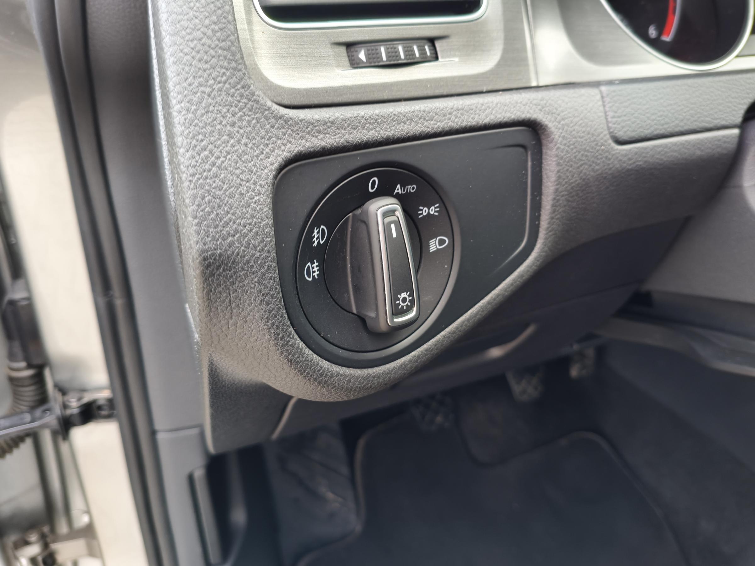 Volkswagen Golf, 2013 - pohled č. 15