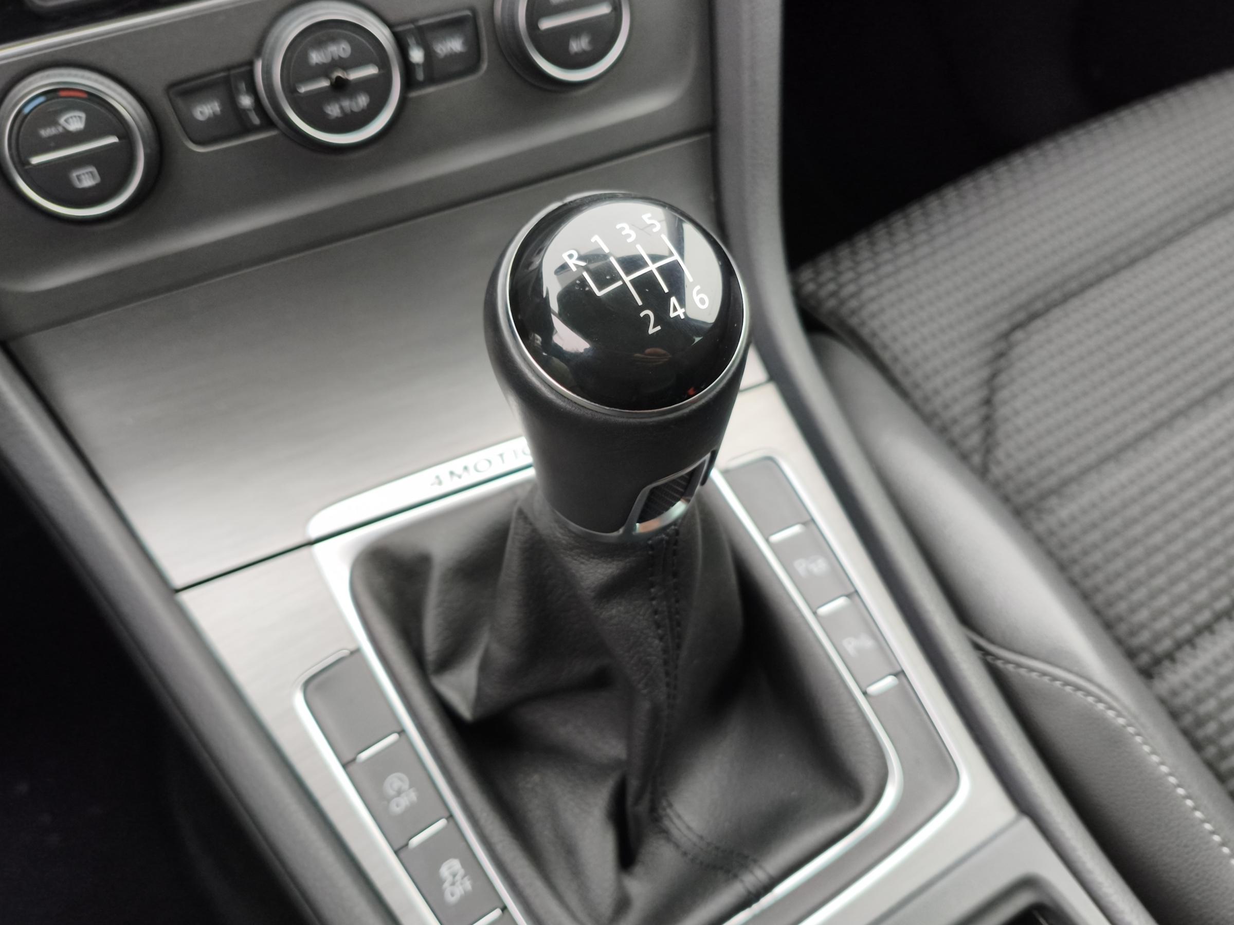 Volkswagen Golf, 2013 - pohled č. 16