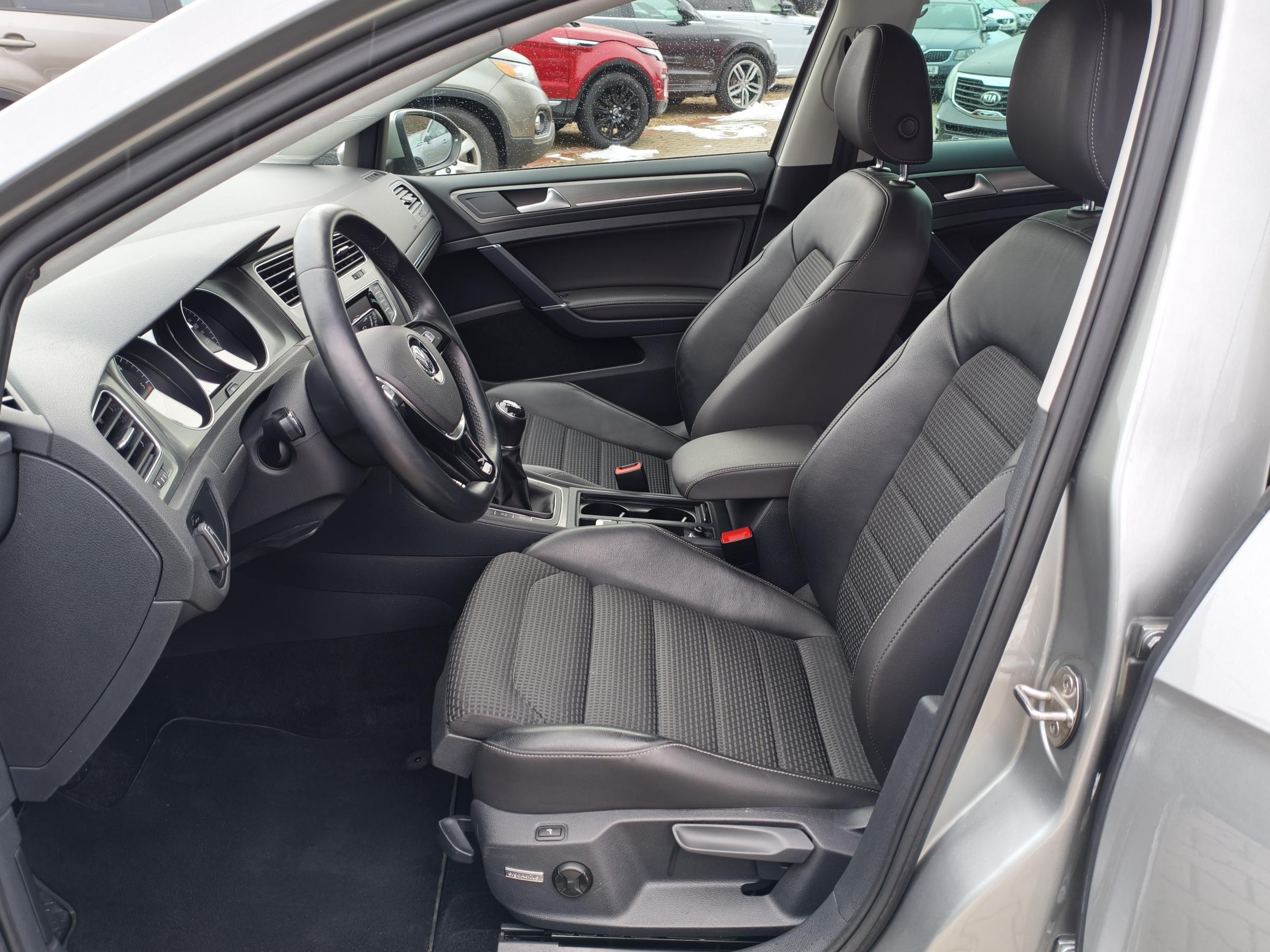 Volkswagen Golf, 2013 - pohled č. 9