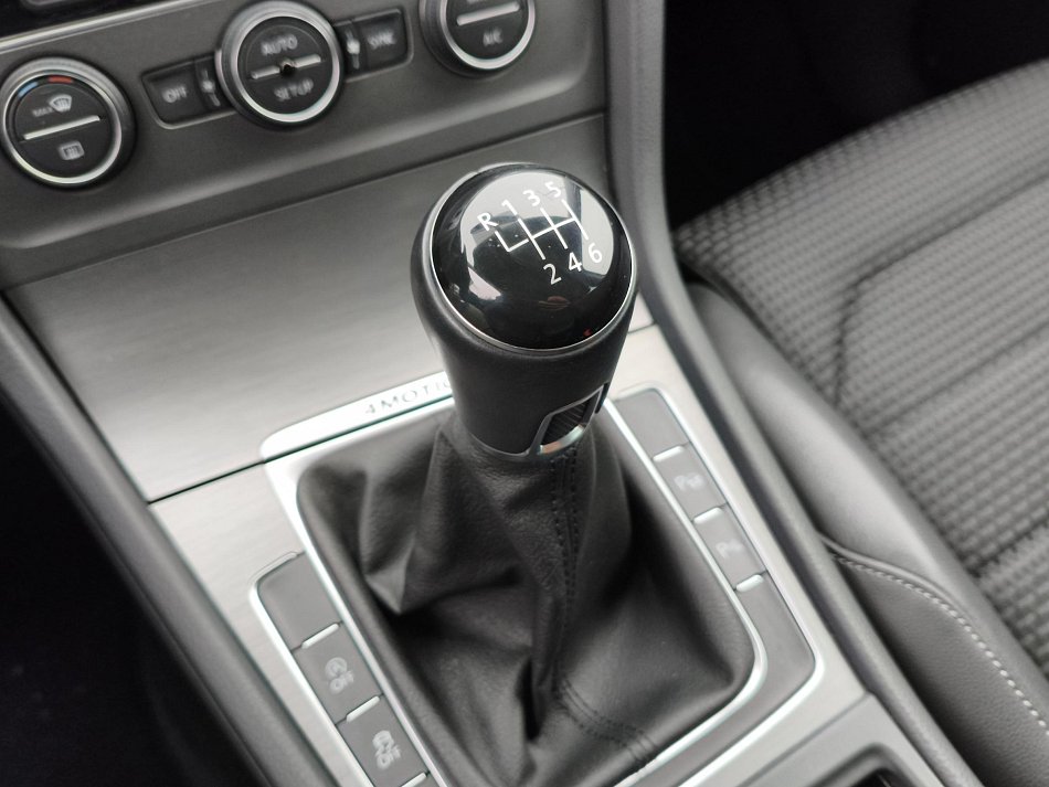 Volkswagen Golf 1.6 TDi Comfortline 4X4