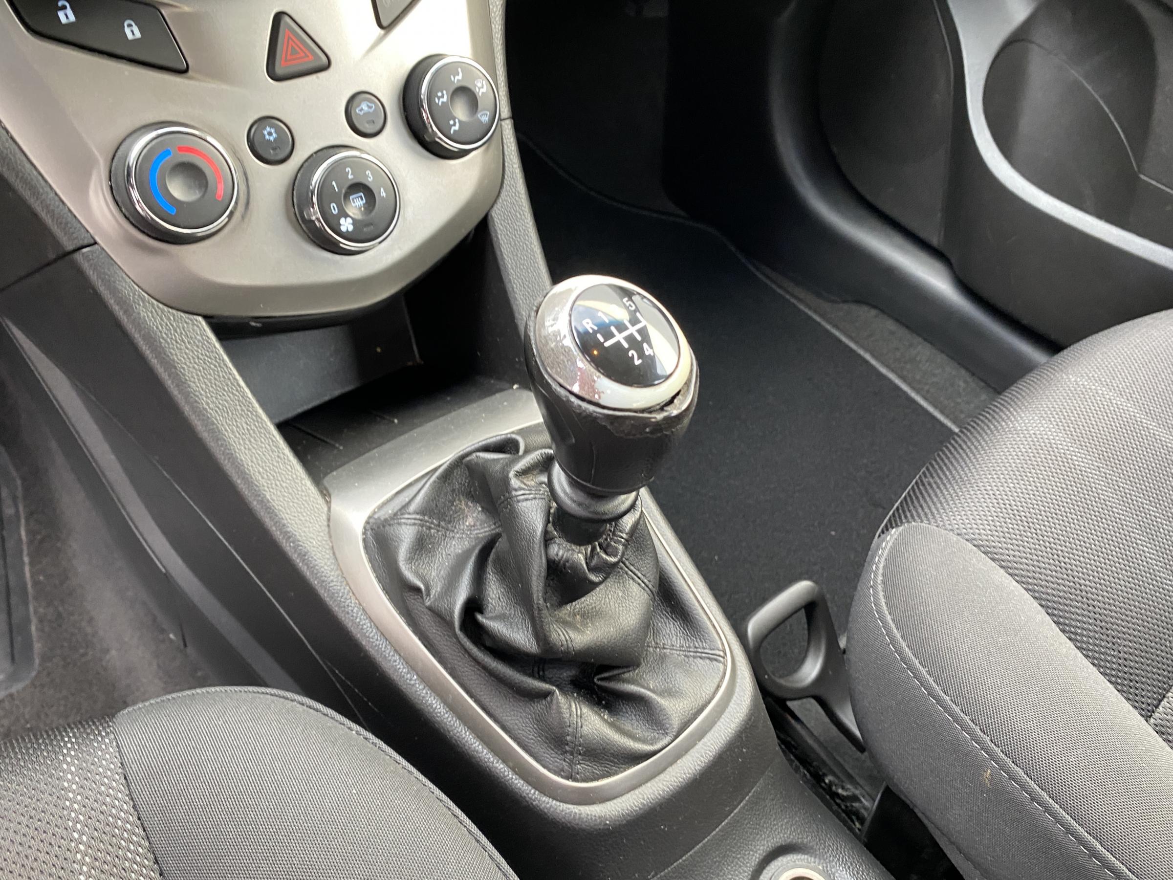 Chevrolet Aveo, 2011 - pohled č. 16